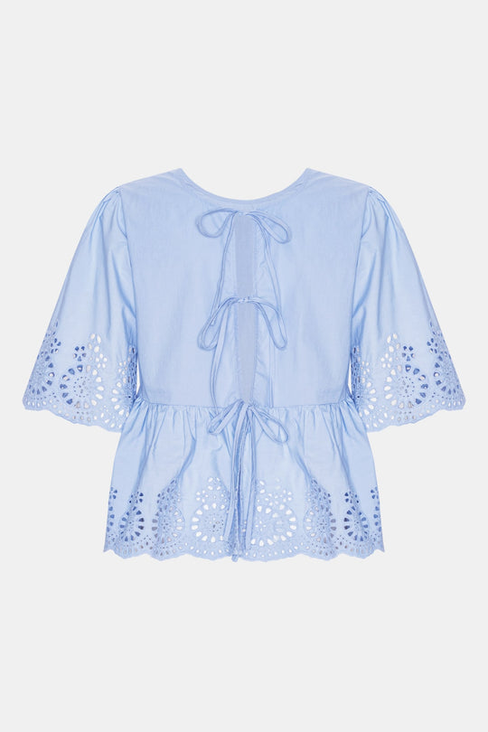 LulaIC Topp - Lyseblå Broderi