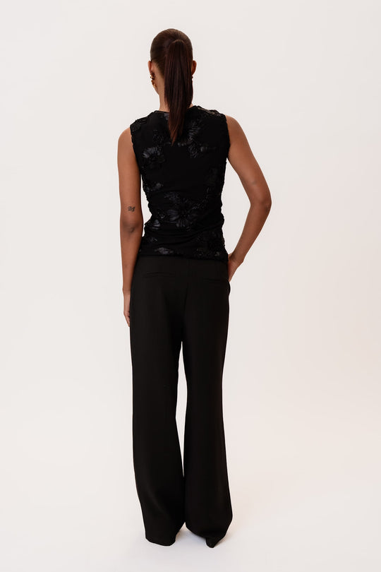 MiraIC Mesh Topp (Preorder del. week 43) - Sort Blomsterprint