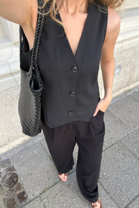 CelinaIC Vest - Svart