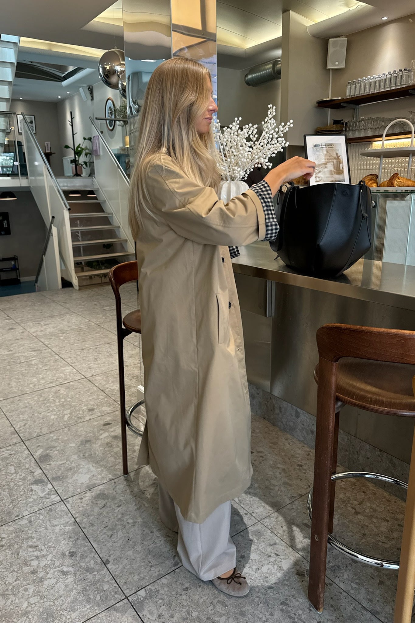 ViolaIC Trenchcoat - Beige W. Checks – BYIC