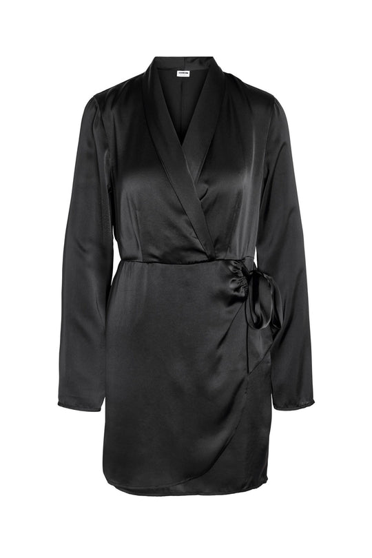 NMLeyla Blazer Kjole - Svart