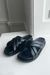 Palma Slippers - Svart