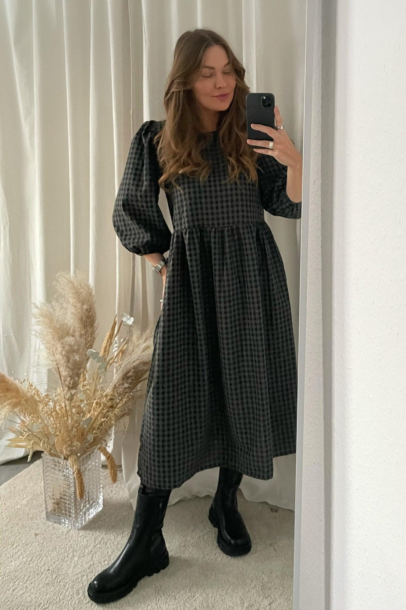 Aminni O-Neck 3/4 Midi Dress - Green - BYIC