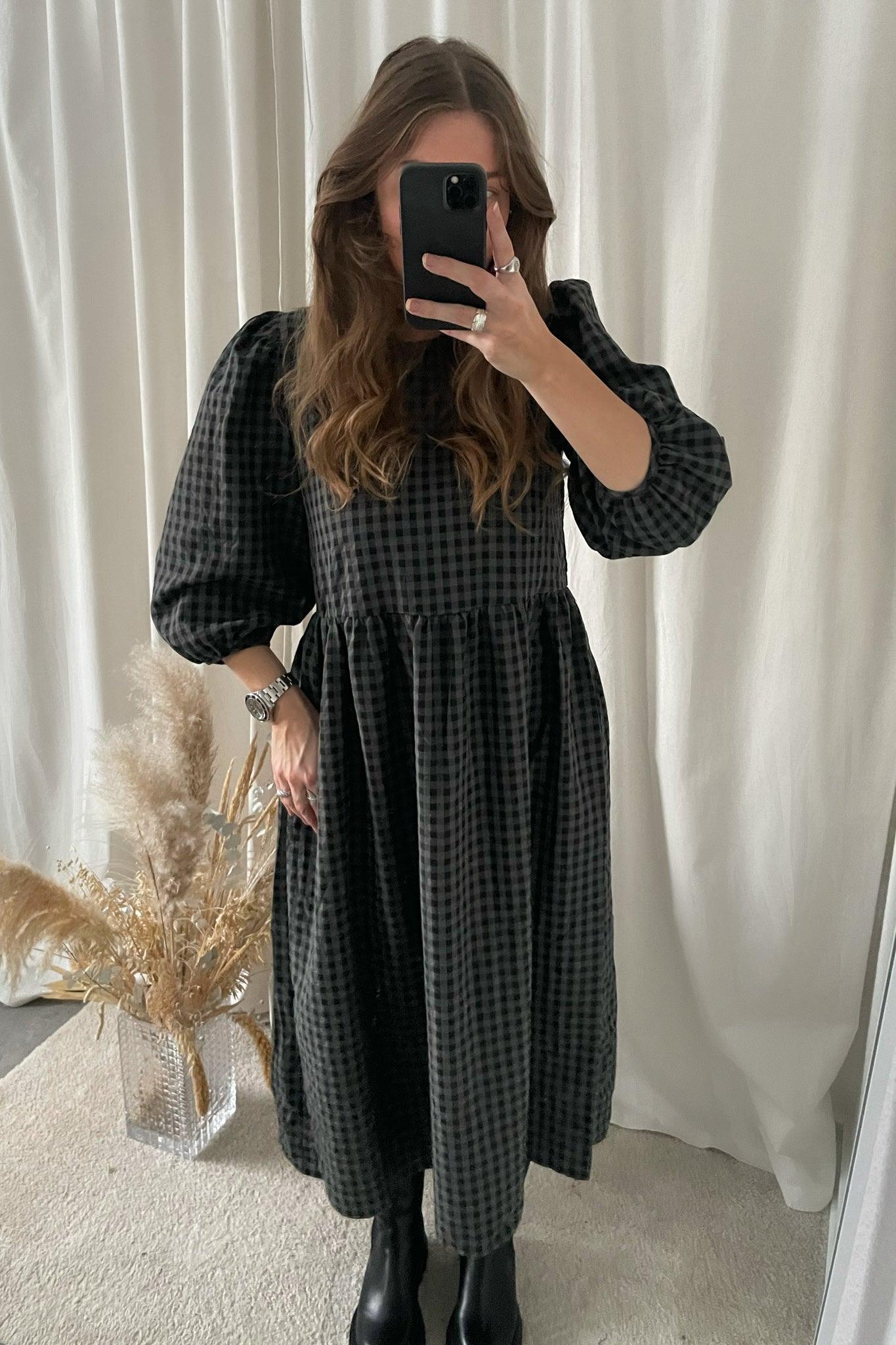 Aminni O-Neck 3/4 Midi Dress - Green - BYIC