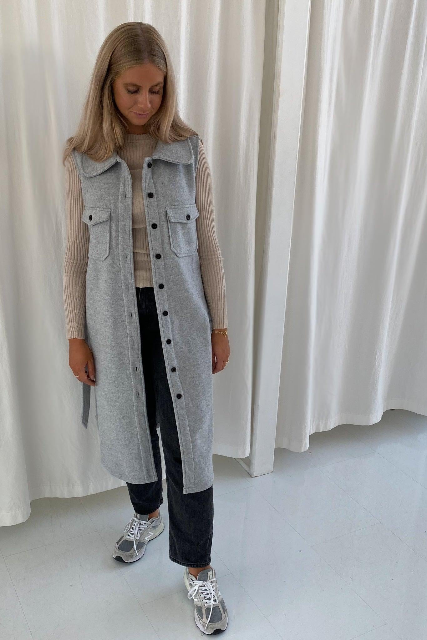 Emmy Vest - Lys Grå - BYIC