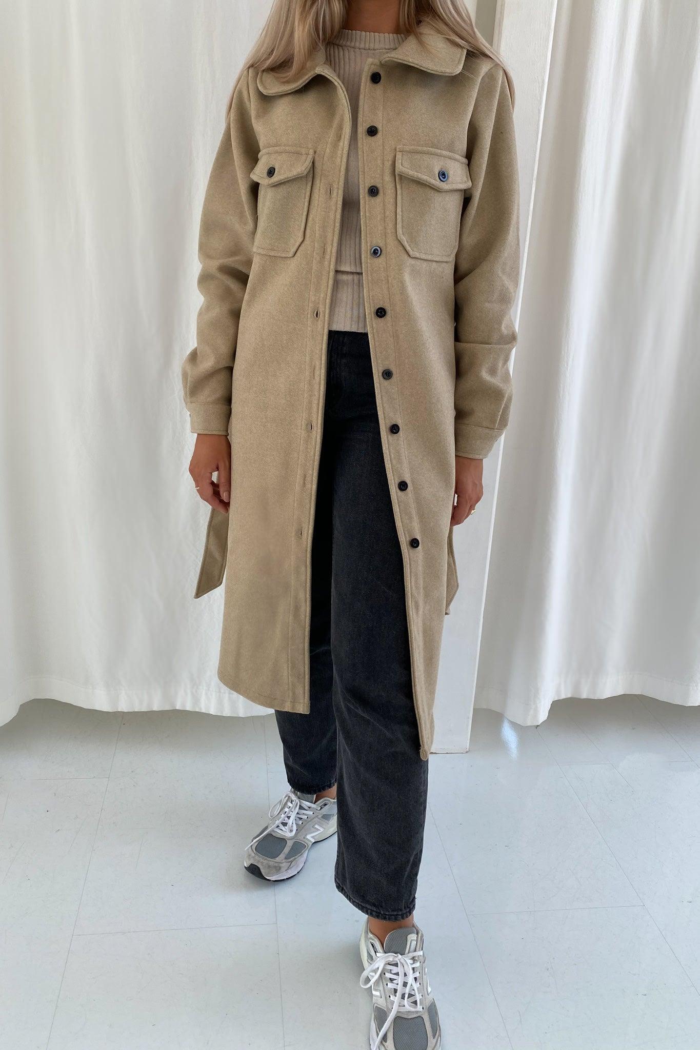 Lang Emmy Jakke - Camel - BYIC